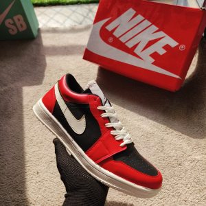 FIRST COPY NIKE JORDAN LOW RED BLACK FOR MENS