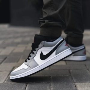 replica Air Jordan 1 Low "Light Smoke Grey" Shoes