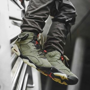 Air Jordan Retro 6 Travis Scott