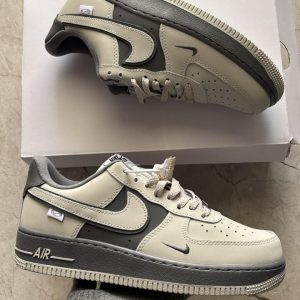 FIRST COPY NIKE AIRFORCE GREY FOR MAN