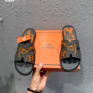 Hermes Print Mules Black First Copy — COD India
